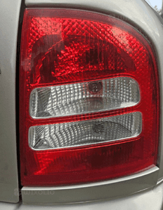 Skoda Octavia I 1 HB lampa tył tylna  lewa 2