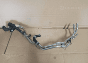 rurka przewód paliwa Audi VW Skoda Seat 2.0tdi 04l201360AQ 1