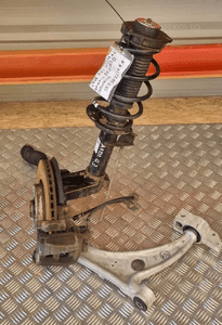 AUDI Q3 8U WAHACZ AMORTYZATOR ZWROTNICA 5N0413031AE 1K0407245AA 3C0153D 1