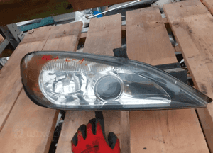 Przod przednia lampa prawa nissan primera P11 xenon !bez przetwornicy! 1