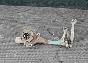 Zwrotnica 8E0258F 8E0407242B Zawieszenie Piasta Czujnik ABS Przednia Przód Prawa AUDI A4 B6 B7 5