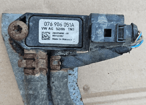 VW Crafter 2.5 TDI czujnik różnicy ciśnień DPF 076906051A