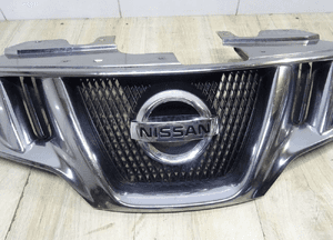 Nissan hurand 2007- atrapa przód gril grill 623101aa 2