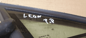 Szyba prawy przód przednia prawa karoseryjna Seat Leon II AS2 11r 5