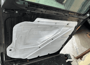 mercedes 447 VITO V klasa  drzwi  prawe  suwane  szyba  lakier 197 czarne 9