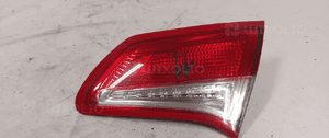 Lampa prawa w klape citroen C4 ii B7 hb 1