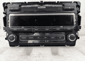 SKODA Radio CD 5J0035161E Uszkodzone 2
