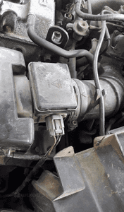 Mazda 626 GE 92-97 1.8 2.0 Przepływomierz B577 5