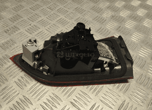 Bmw F48 lampa klapy lewy tył 2760685 11