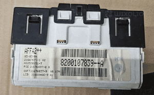 Renault Megane II zegarek wyswietlacz srodkowy 8200107839 A 4