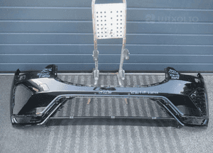 Zderzak przedni przód volvo XC60 ii r-design lift 32234958 2021- 10