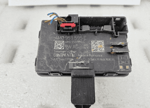 VW AG STEROWNIK MODUŁ DRZWI 4M0959595E 2