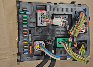 Citroen C5 I II moduł sterownik BSI-J03 9651196880  H04 9661940380 H05 9663510580 1