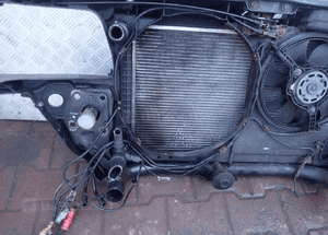 PAS PRZEDNI KOMPLET CHŁODNIC AUDI A4 B5 FL  RADOM 5