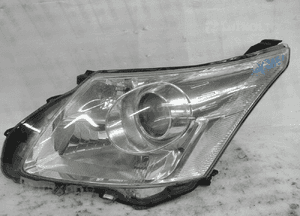 Toyota avensis T27 09-12 lampa przednia lewa lewy przód 3