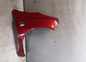 Nissan micra A32   błotnik  przedni prawy 1