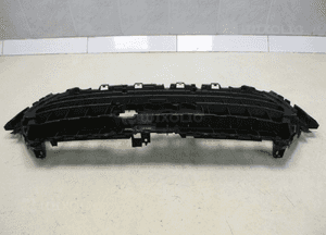 Audi Q7 wzmocnienie grilla grill atrapa oryginał 4
