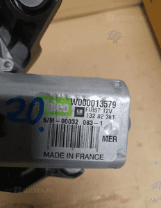 SILNICZEK WYCIERACZKI TYŁ OPEL MERIVA B nr 13282361 2