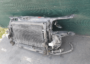 Pas Przedni Wzmocnienie Czołowe Zderzaka Chłodnice Wentylator 2.5 TDI V6 AUDI A4 B6 5