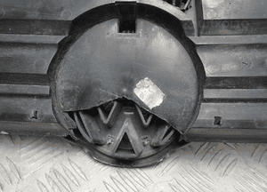 Grill atrapa vw golf iv 1J0853655C 3
