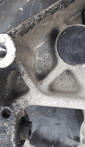 Zwrotnica lewa prawa tył Vw Tiguan I 07-16r 3C0505436F 7