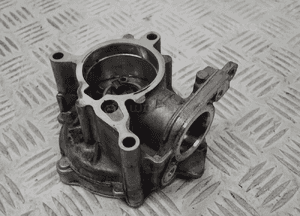 Pompa vacum audi 1.8 cdh 06J145100B 1