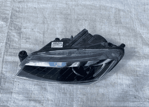 Skoda superb 3 iii 3V1 bixenon lewy 15-19 3