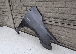 Błotnik prawy toyota corolla e 14 e 15 2007 - 2012 2