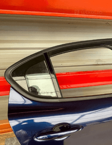 Alfa romeo stelvio drzwi prawe tylne ładne w kolor 092 7