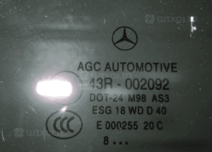 Szyba boczna karoseryjna prawa mercedes glk X204 2008-2015 6