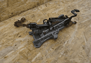 KOLUMNA KIEROWNICZA FORD FOCUS 4m51-3C529-AA 1