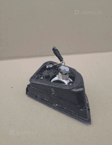 LAMPA TYLNA PRAWA OPEL ASTRA J KOMBI nr 13282249 / 13282247 2