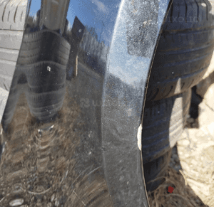błotnik prawy przód toyota e15 2