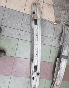 belka pod zderzak przód bmw e 39