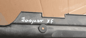 Osłona pasa przedniego przód górna Jaguar XF X250 8X23-8A303-CD 7