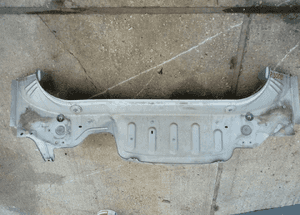 Peugeot 3008 pas tyl tylny sciana bagaznika 13 1