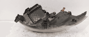 Przod przednia lampa prawa toyota auris E15 6