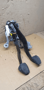 Pedały pedał hamulca sprzęgła Citroen C5 III 9665383780 2