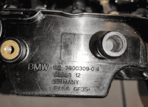 Bmw 7 F01 F10 F30 N57 3.0D pokrywa zaworów głowicy oryginał bdb 10