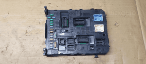 Moduł BSI skrzynka bezpieczników Citroen C5 III 9664058880 1
