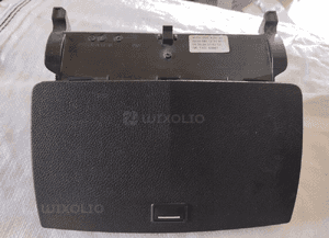 Wyświetlacz ekran navi nawigacji schowek mercedes W204 A2048205497 2