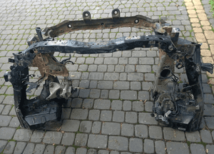 Honda Accord VIII pas przedni wzmocnienie przód 1