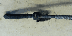 Audi A6 C6 lewarek wybierak linka biegów 4F1713041 AH 6
