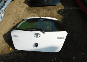 yaris II  klapa nr 33562 WYSYŁKA 1