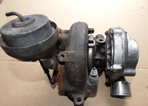 Toyota rav 4 auris avensis 2.2 d-cat turbosprężarka 17201-26030 2