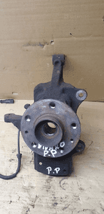 Zwrotnica prawy przód przednia prawa Opel Vivaro B Trafic III 1.6 DCI 2