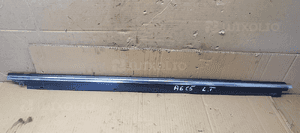 Listwa zgarniająca chrom drzwi prawy przód Audi A6 C5 4B0853284C 1