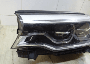 Lampa lewa przód przednia bmw 5 G30 G31 adaptive led 7439209-01 llu 2