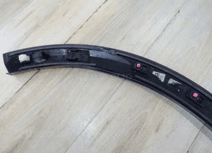 Listwa błotnika lewa tył tylna audi Q8 4M8 4M8853817D llu 6