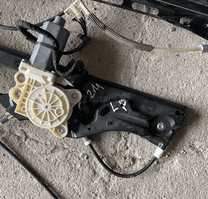 MERCEDES  e 211 podnosnik szyby lewy prawy mechanizm 2